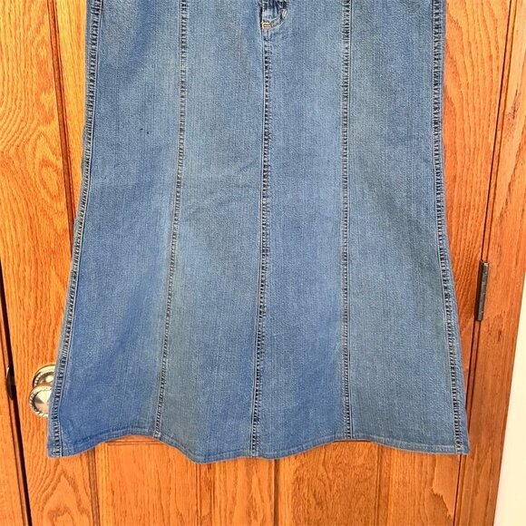 Old Navy Women's Blue Denim A-Line Knee Length Skirt Size 10 Casual - Picture 4 of 7